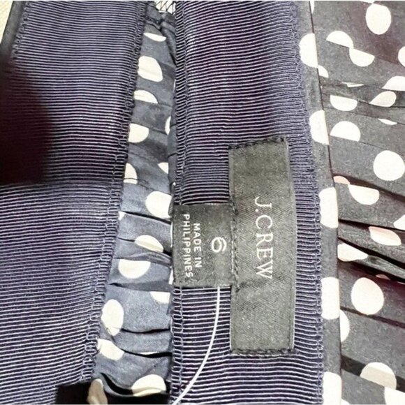 J.Crew Women’s Featherweight Satin Mini Skirt in Dot - Size 6 - Picture 10 of 10